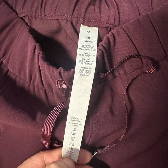 Lululemon pants - Picture 5 of 7